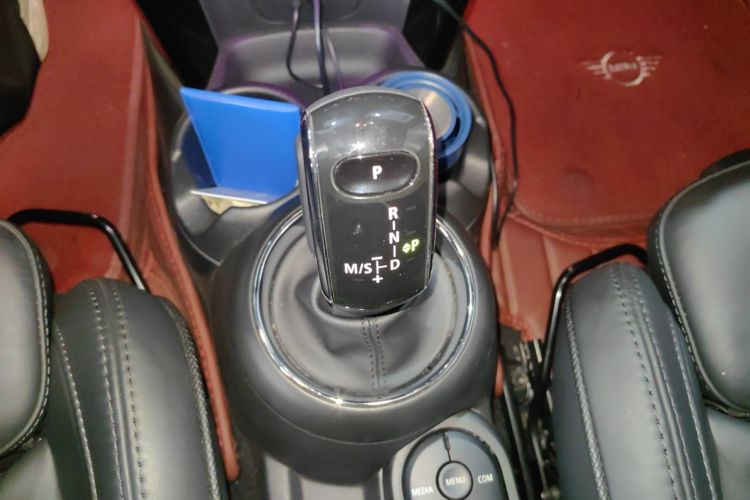 Used MINI 2018 1.5T COOPER CABRIO Artist Gear Lever