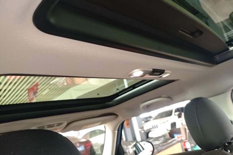 Used MINI 2018 1.5T COOPER Classic Edition Five-Door Version Headliner