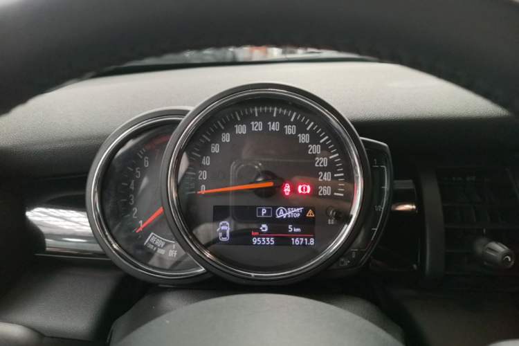 Used MINI 2018 1.5T COOPER CABRIO Classic Edition Instrument Cluster