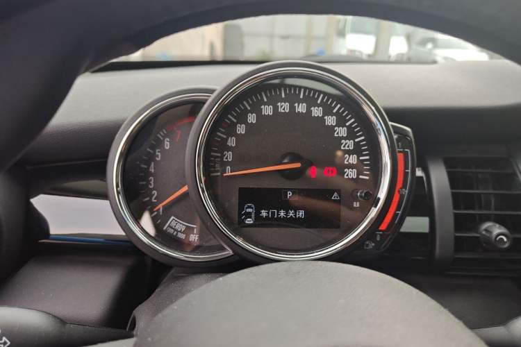 Used MINI 2018 1.5T COOPER Classic Edition Five-Door Version Instrument Cluster