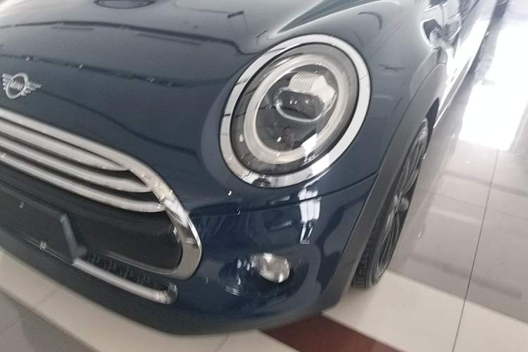 Used MINI 2018 1.5T COOPER Artist Five-Door Edition Left Front Headlight