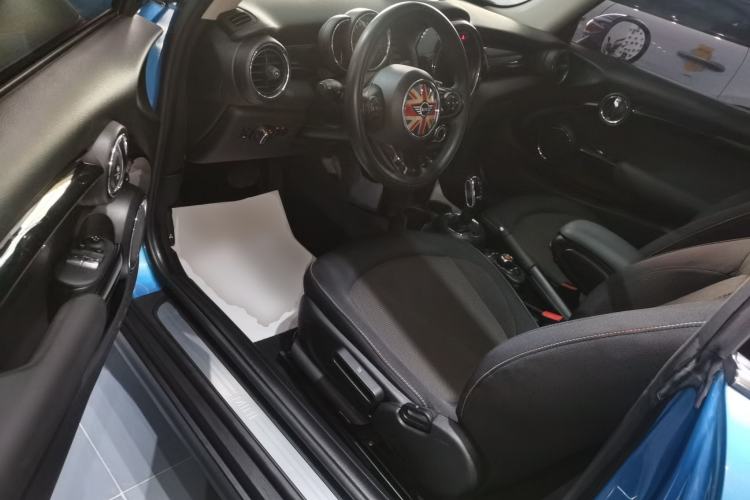 Used MINI 2018 1.5T ONE PLUS Left Front Seat
