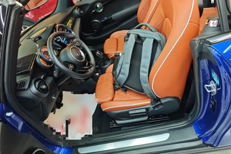 Used MINI 2018 1.5T COOPER CABRIO Artist Left Front Seat