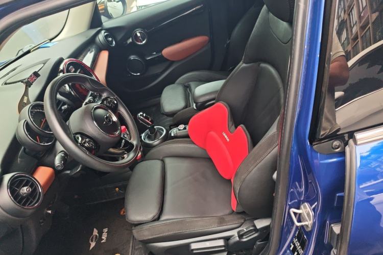 Used MINI 2018 1.5T COOPER Artist Five-Door Edition Left Front Seat