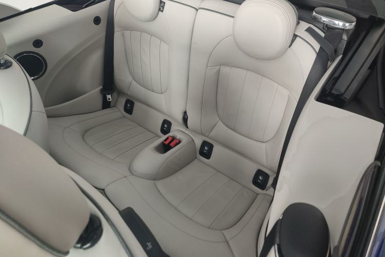 Used MINI 2018 1.5T COOPER CABRIO Artist Left Rear Seat