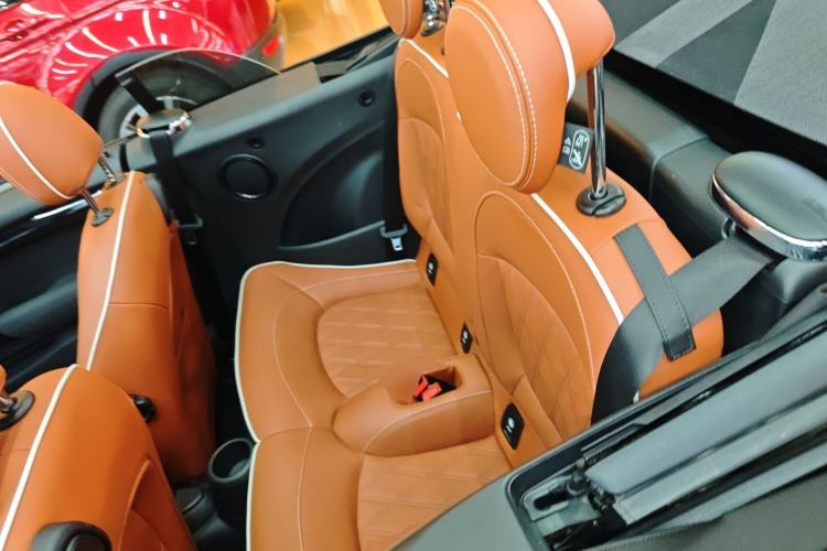 Used MINI 2018 1.5T COOPER CABRIO Artist Left Rear Seat