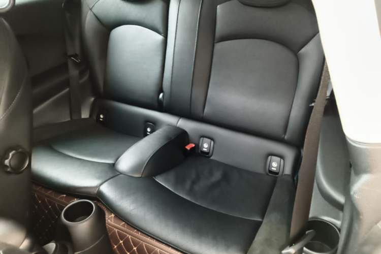 Used MINI 2018 1.5T COOPER Artist Left Rear Seat