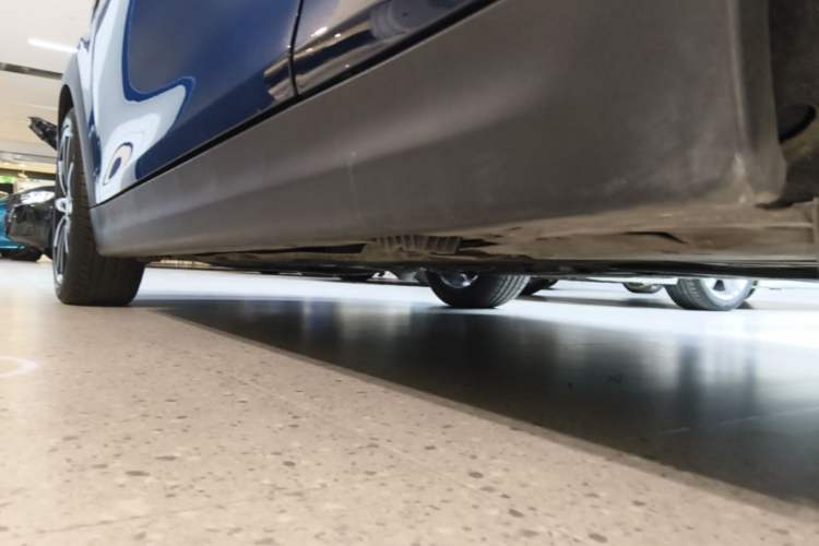 Used MINI 2018 1.5T COOPER Artist Left Side Sill