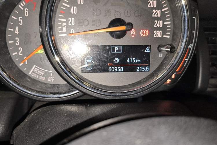Used MINI 2018 1.5T ONE PLUS Odometer Close Up