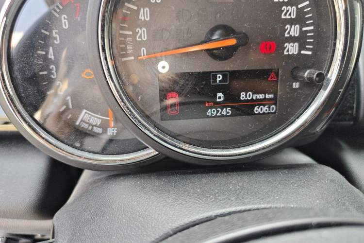 Used MINI 2018 1.5T ONE PLUS Odometer Close Up