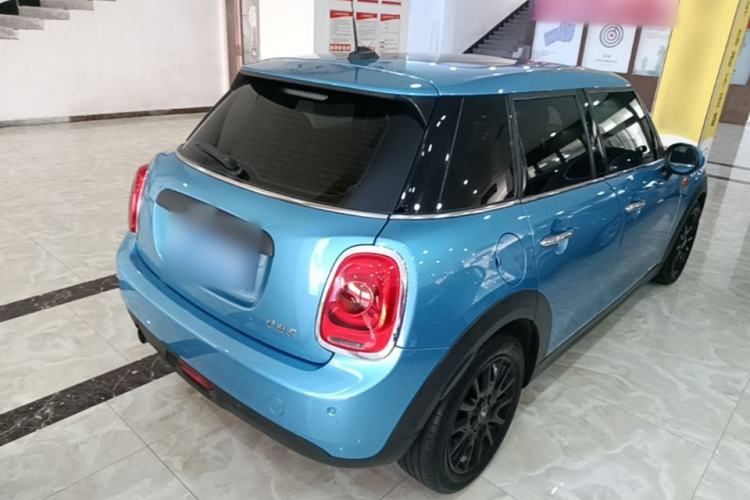 Used MINI 2018 1.5T ONE PLUS Five-Door Edition Rear Right 45 Deg