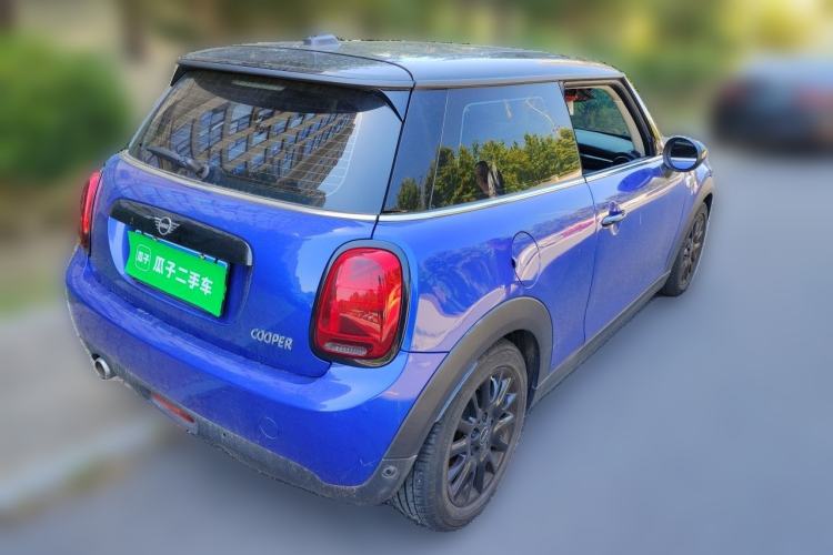 Used MINI 2018 1.5T COOPER Classic Edition Rear Right 45 Deg