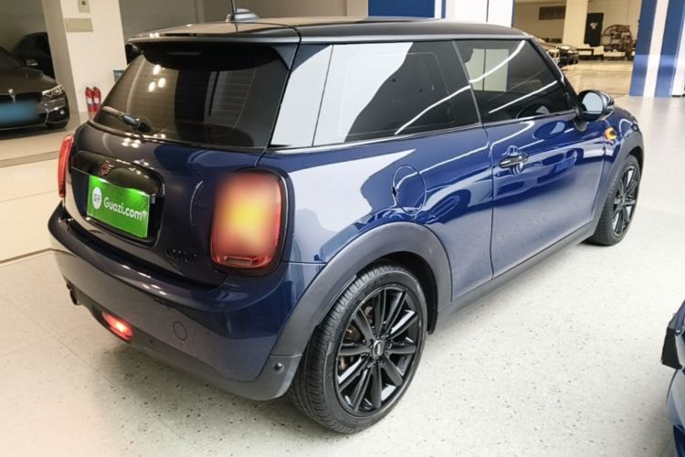 Used MINI 2018 1.5T COOPER Artist Rear Right 45 Deg