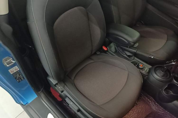 Used MINI 2018 1.5T ONE PLUS Right Front Seat