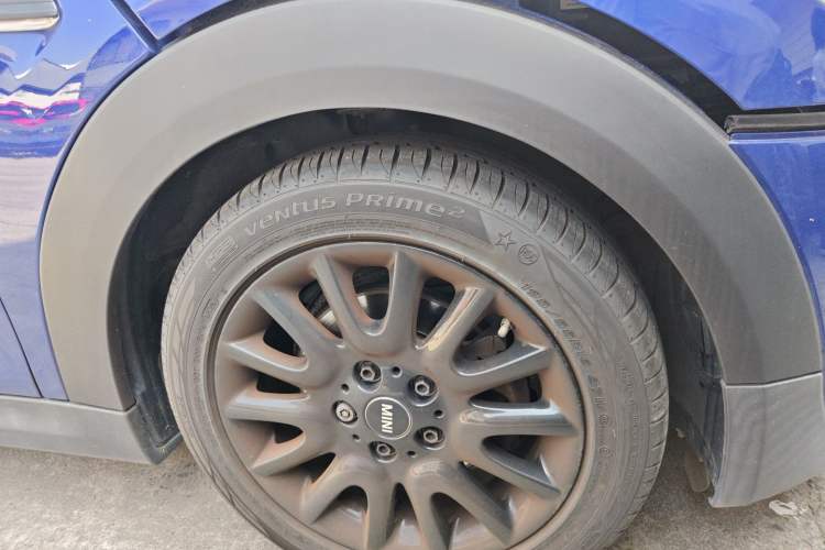 Used MINI 2018 1.5T ONE PLUS Right Front Wheel Hub
