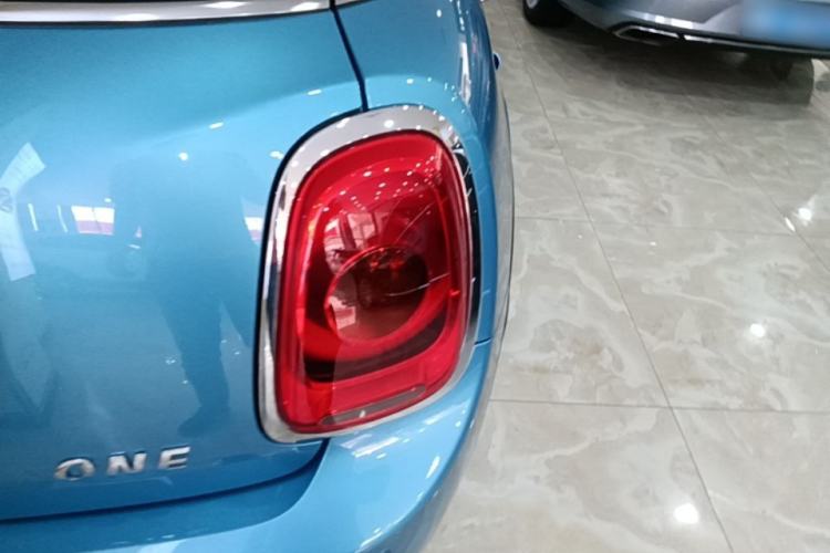 Used MINI 2018 1.5T ONE PLUS Five-Door Edition Right Rear Taillight