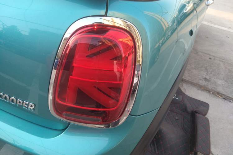 Used MINI 2018 1.5T COOPER CABRIO Artist Right Rear Taillight