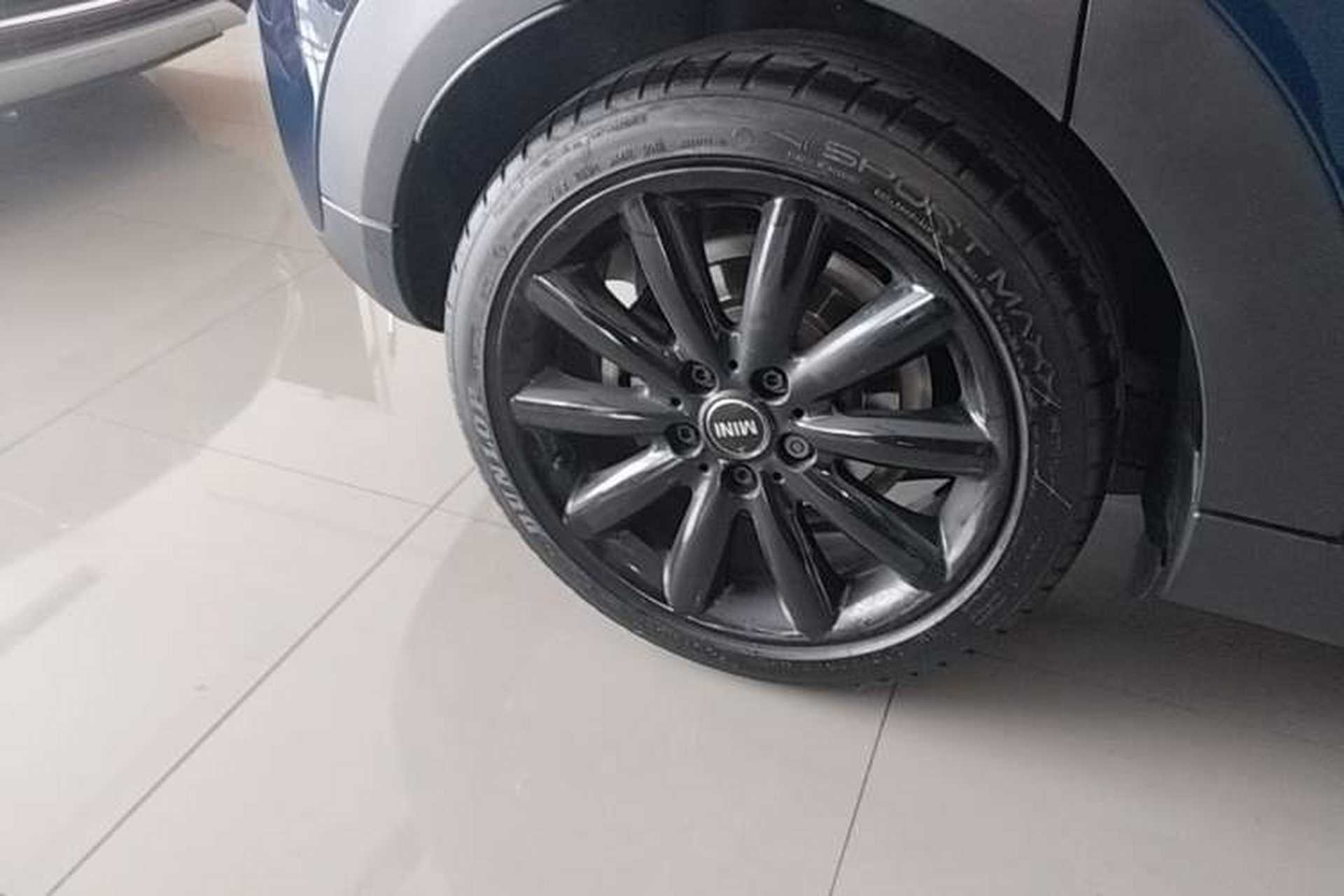 Used MINI 2018 1.5T COOPER Artist Five-Door Edition Right Rear Wheel Hub