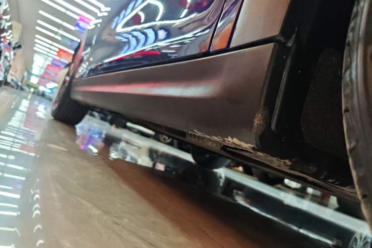 Used MINI 2018 1.5T COOPER CABRIO Artist Right Side Sill