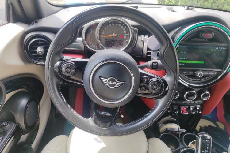 Used MINI 2018 1.5T COOPER CABRIO Artist Steering Wheel