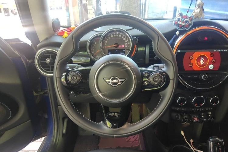 Used MINI 2018 1.5T COOPER Artist Steering Wheel