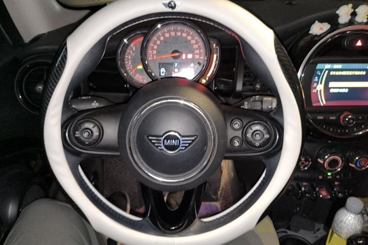 Used MINI 2018 1.5T ONE PLUS Steering Wheel