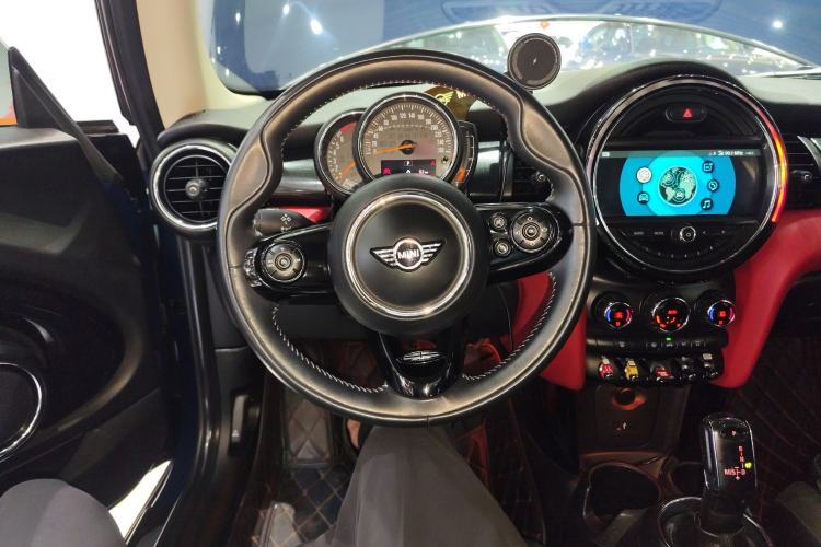 Used MINI 2018 1.5T COOPER Artist Steering Wheel