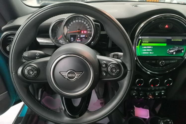 Used MINI 2018 1.5T COOPER CABRIO Classic Edition Steering Wheel