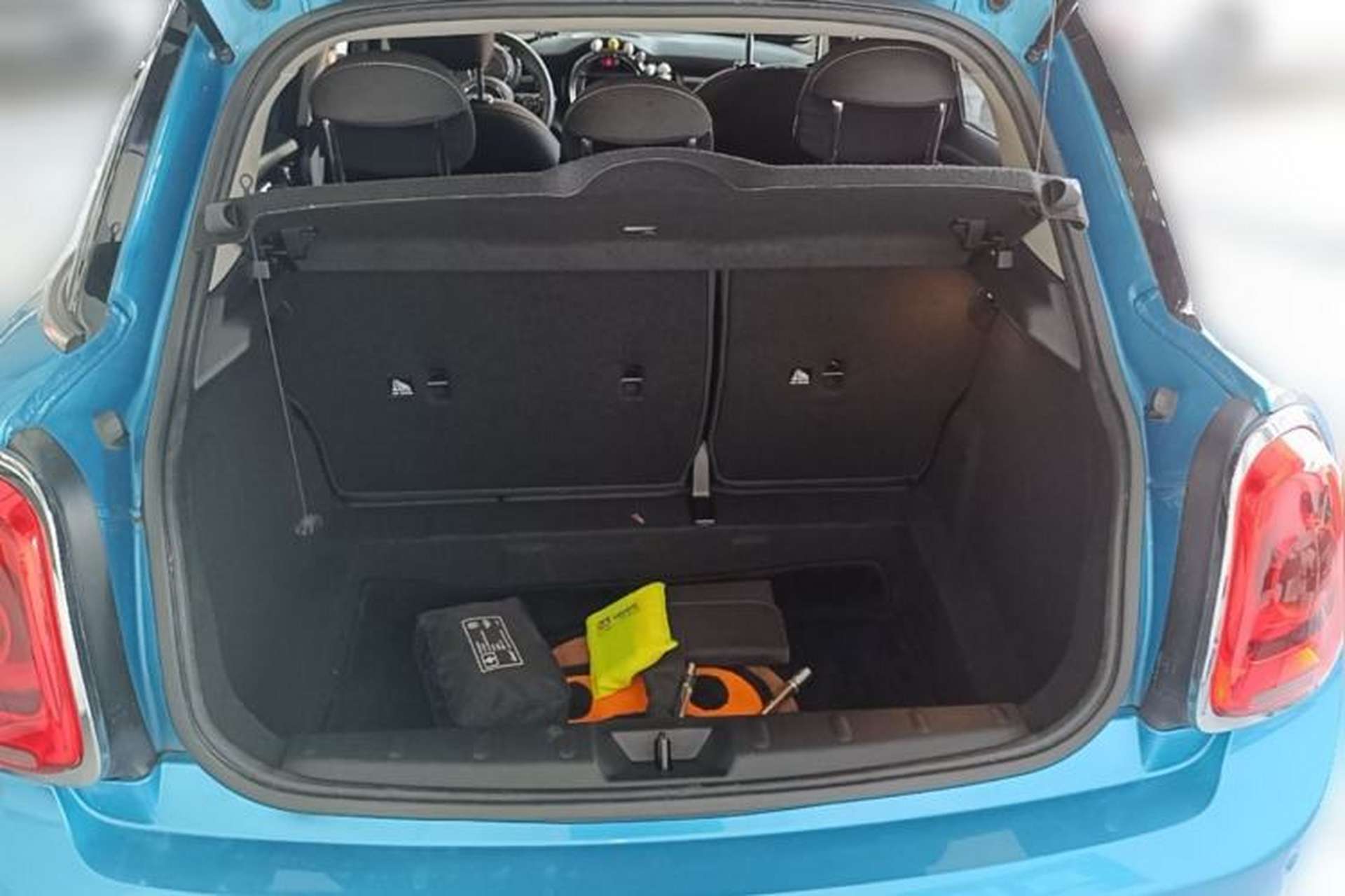 Used MINI 2018 1.5T ONE PLUS Five-Door Edition Trunk