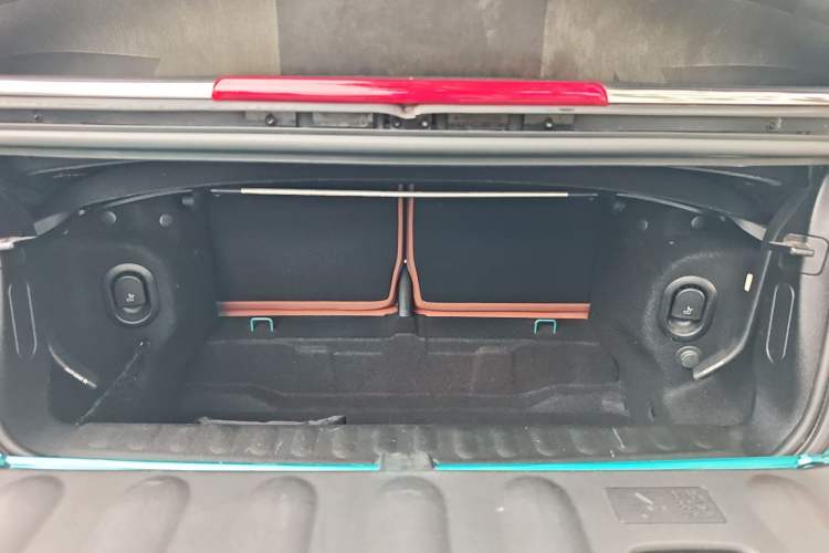 Used MINI 2018 1.5T COOPER CABRIO Artist Trunk