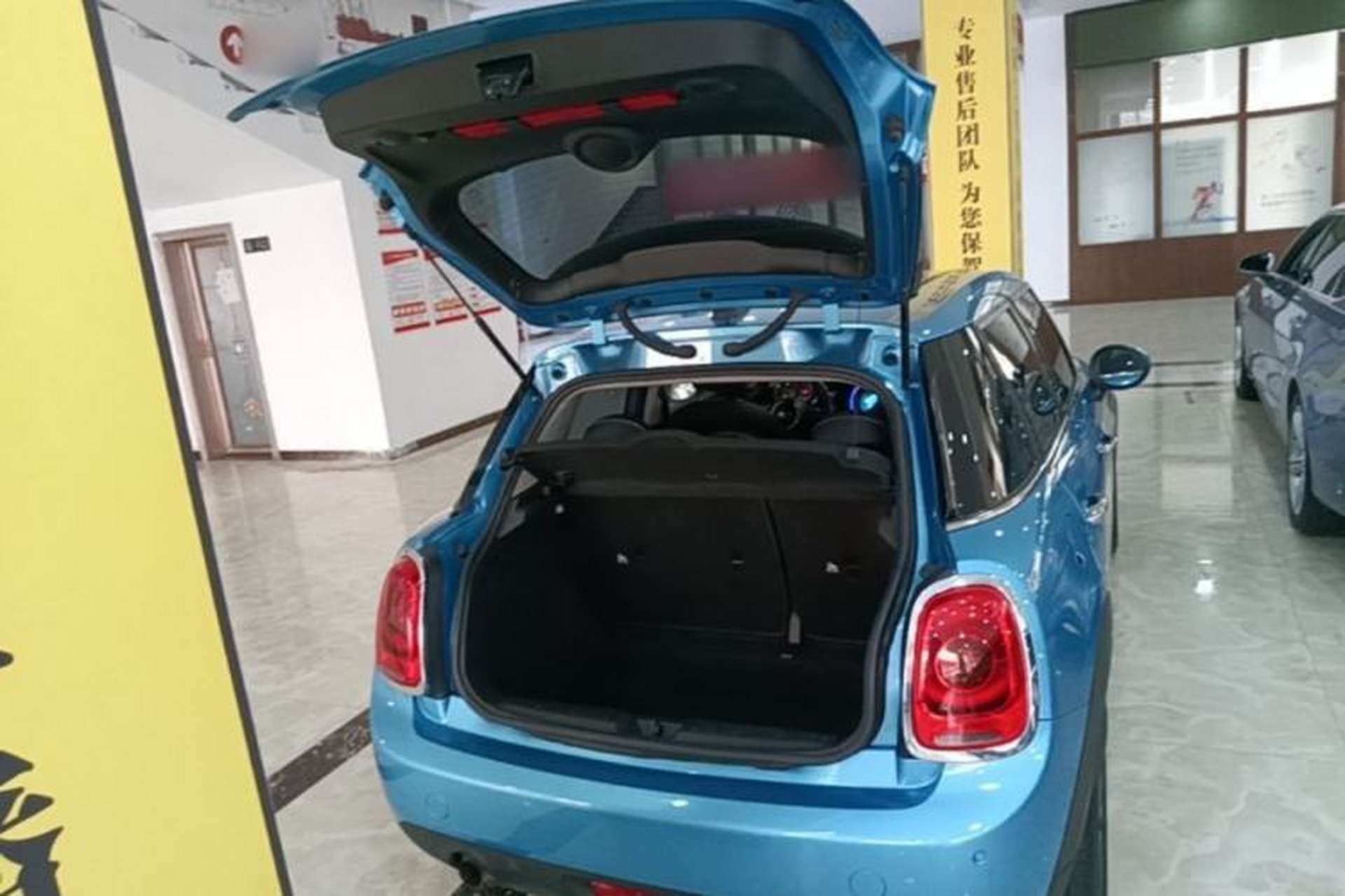 Used MINI 2018 1.5T ONE PLUS Five-Door Edition Trunk