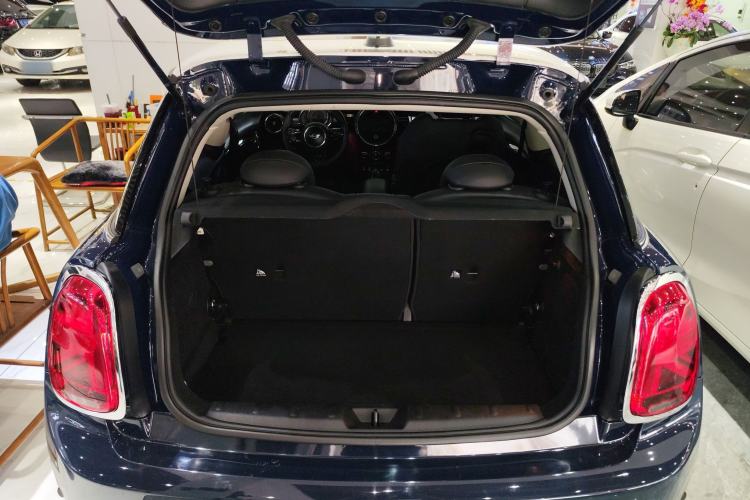 Used MINI 2018 1.5T COOPER Artist Trunk