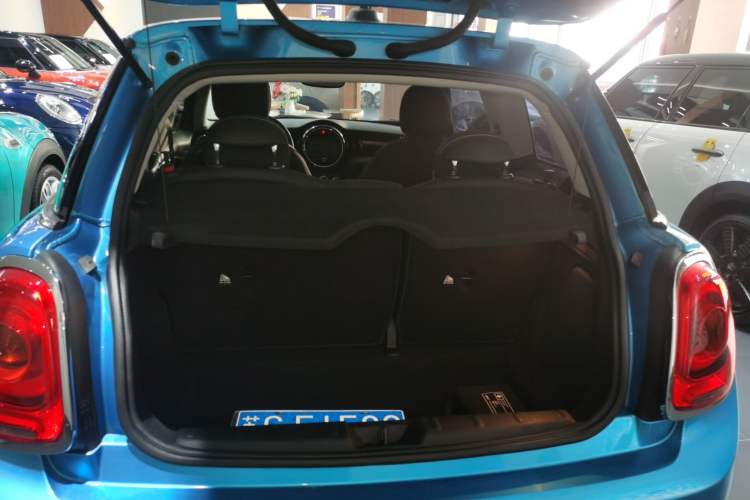 Used MINI 2018 1.5T ONE PLUS Trunk