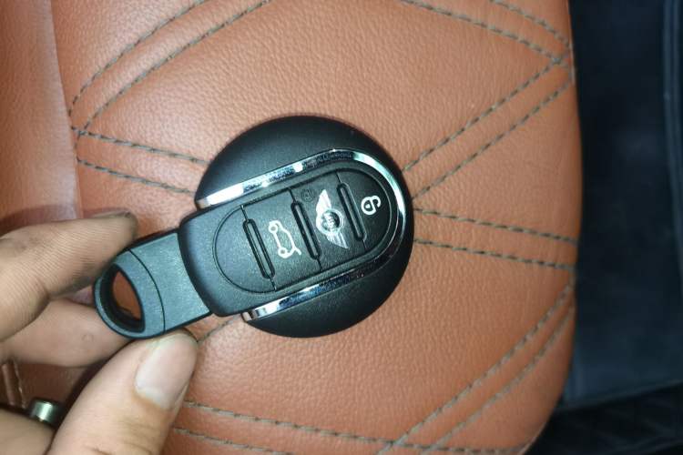 Used MINI 2018 1.5T COOPER CABRIO Artist Vehicle Key
