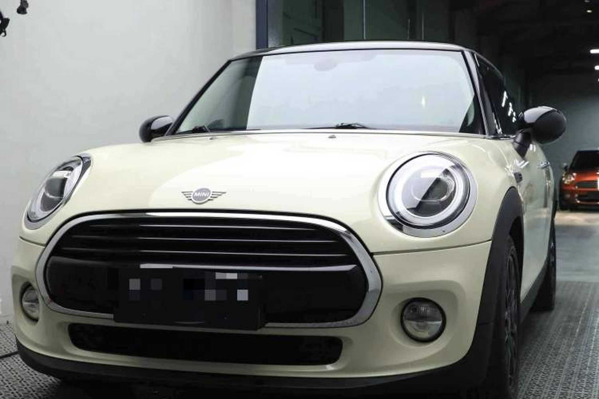 Used MINI 2018 1.5T COOPER Classic Edition Front Left 45 Deg