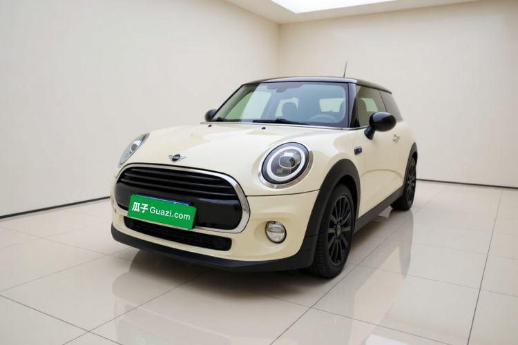Used MINI 2018 1.5T COOPER Classic Edition Guazi used car, China used car export, Used car for sale, Used MINI cars, Cheapest cars for sale