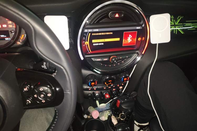 Used MINI 2018 1.5T COOPER CABRIO Artist Audio And AC Panel