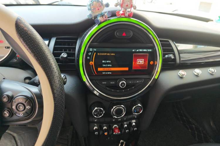 Used MINI 2018 1.5T COOPER Classic Edition Audio And AC Panel