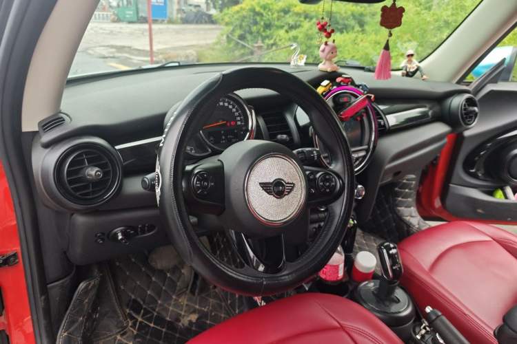 Used MINI 2018 1.5T ONE PLUS Center Console