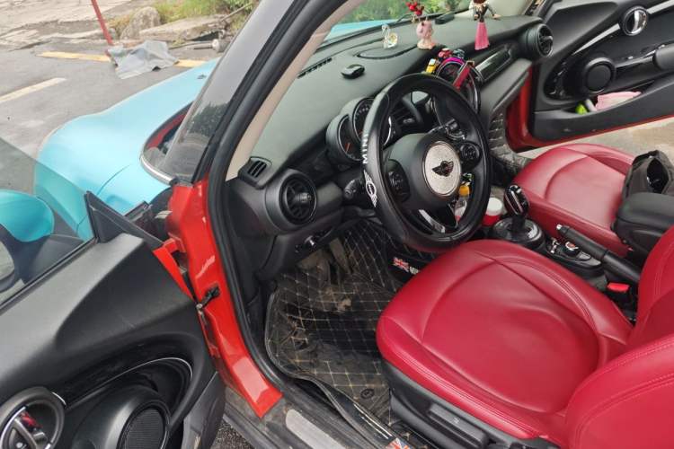 Used MINI 2018 1.5T ONE PLUS Driver Seat
