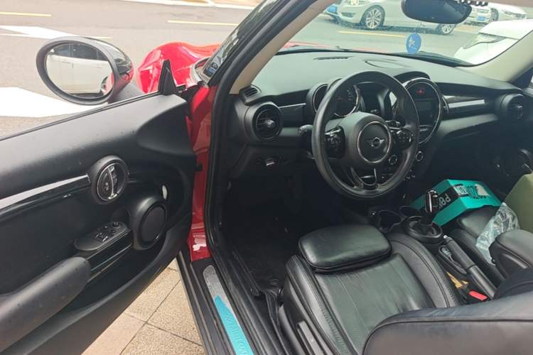Used MINI 2018 2.0T COOPER S Artist Driver Seat