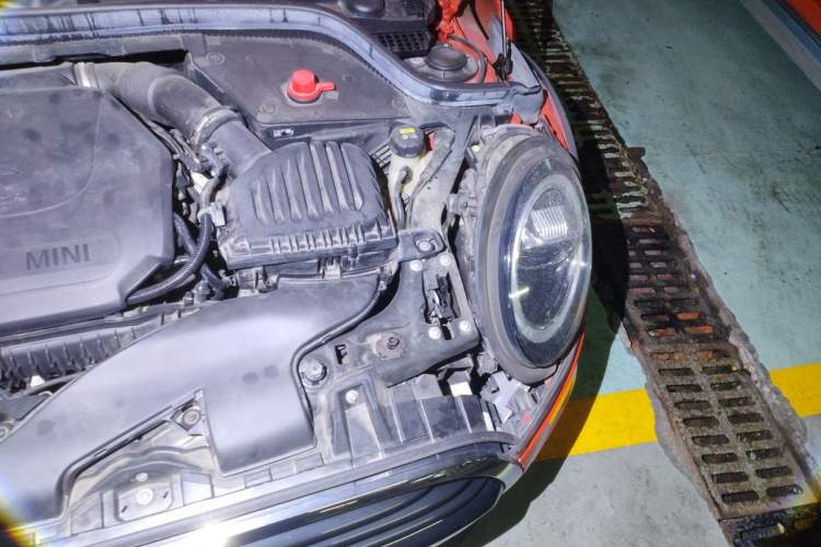 Used MINI 2018 1.5T COOPER Classic Edition Five-Door Version Engine Bay Left