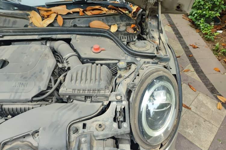 Used MINI 2018 1.5T COOPER Racing Edition Five-Door Version Engine Bay Left