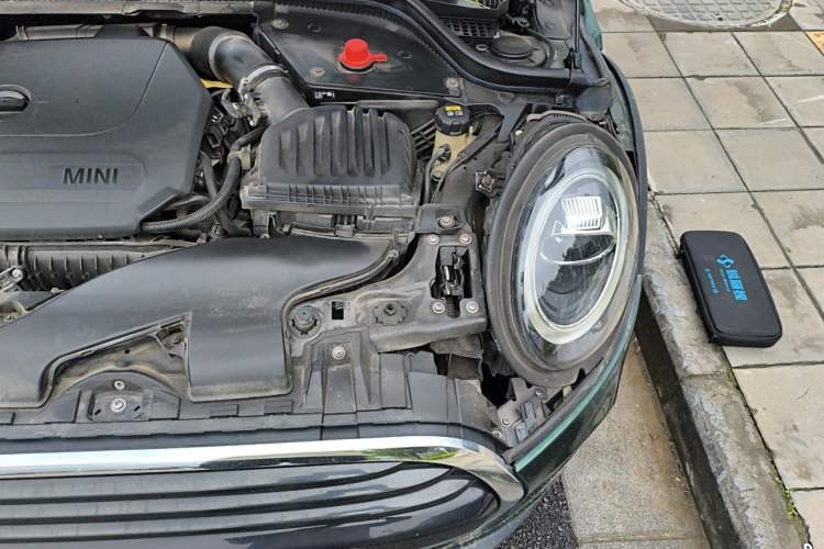Used MINI 2018 1.5T COOPER Classic Edition Engine Bay Left