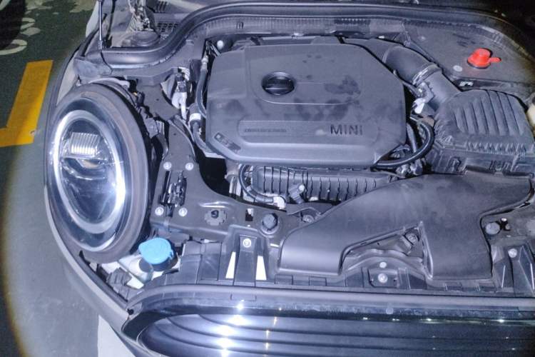 Used MINI 2018 1.5T COOPER Classic Edition Engine Bay Right
