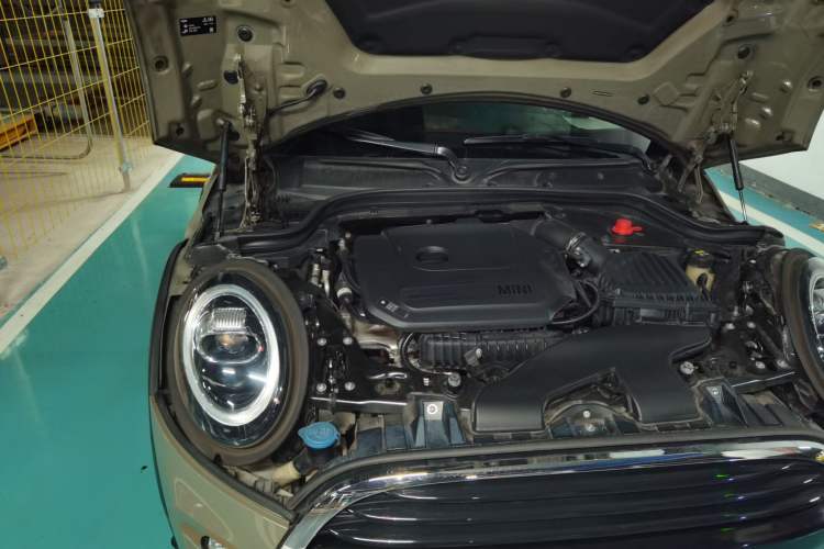 Used MINI 2018 1.5T COOPER Artist Engine Bay Right