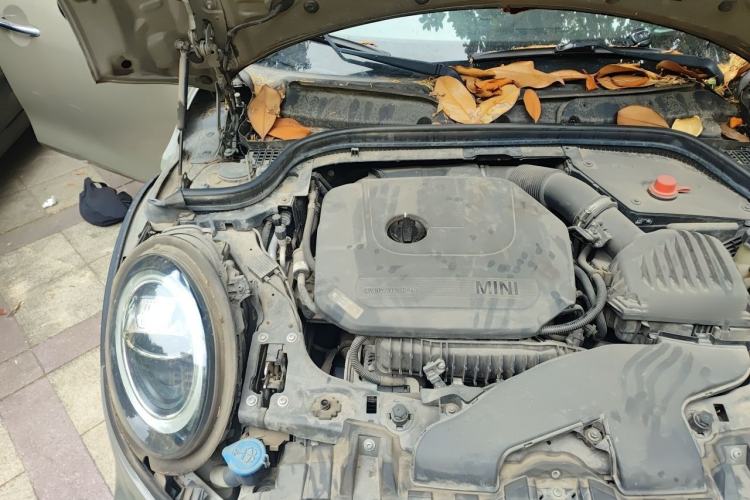Used MINI 2018 1.5T COOPER Racing Edition Five-Door Version Engine Bay Right