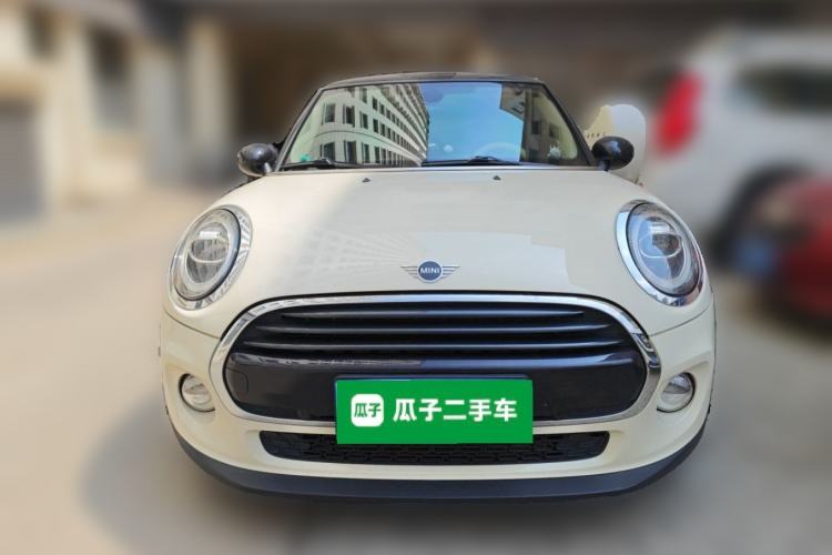 Used MINI 2018 1.5T COOPER Classic Edition Front