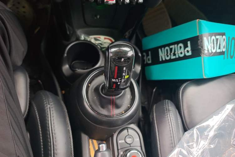 Used MINI 2018 2.0T COOPER S Artist Gear Lever