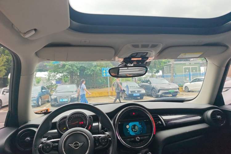 Used MINI 2018 2.0T COOPER S Artist Headliner